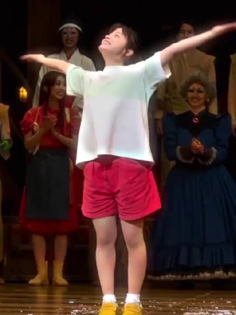 完全是从动漫里出来了！