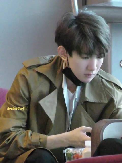 我滴娘勒~奢侈勒 今个喝靠非er