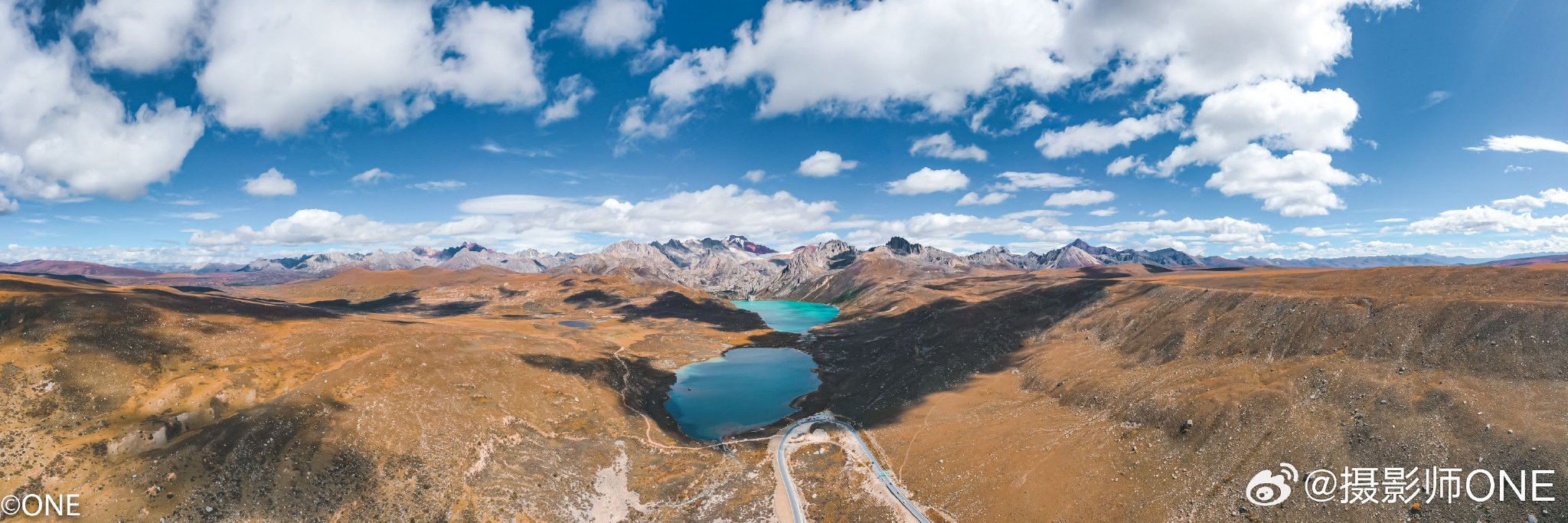 川西G318国道自驾游，雪山湖泊相映成趣