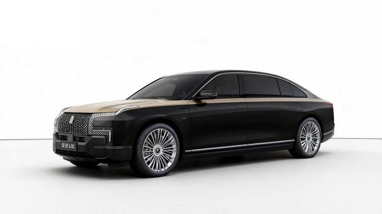 仰望要造旗舰轿车？网传假想图：比宾利更宾利