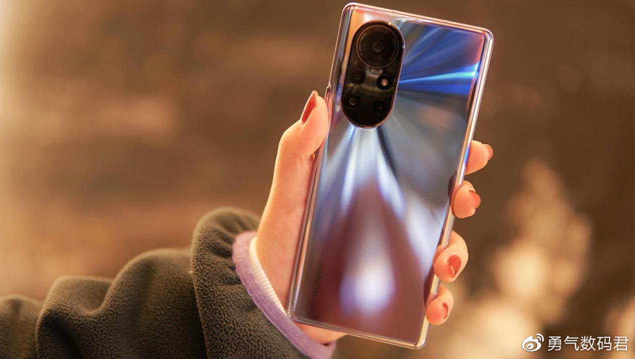 nova8pro壁纸,华为nova8pro超清壁纸 华为nova8 pro,内外兼修的vlog自拍神器