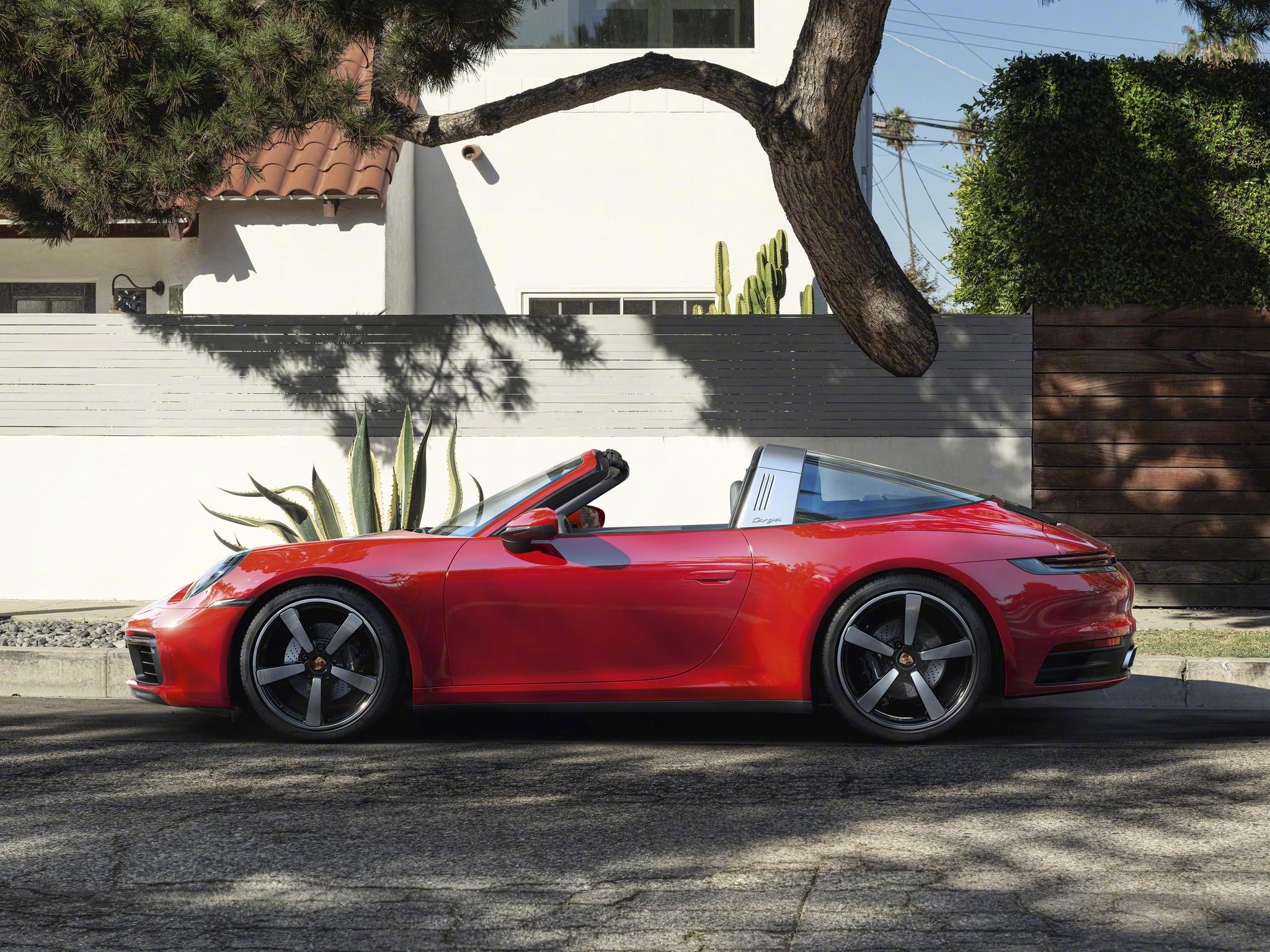 targa,保时捷911targa4 全新保时捷911 targa 于深圳车展全球首秀,这是继硬顶