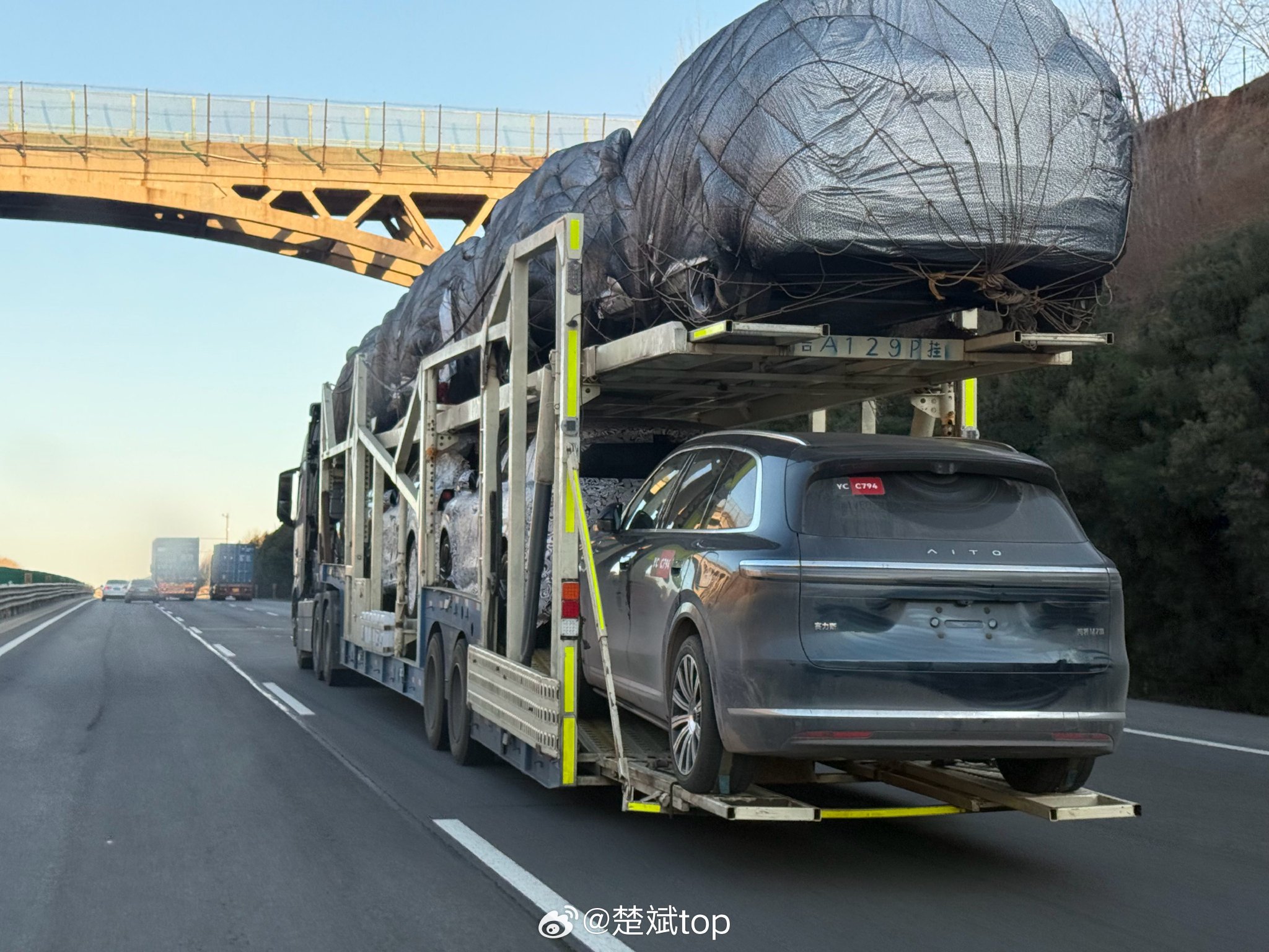 我好像看见问界M6 了 ，和我一样在往北方开，估计去做冬测