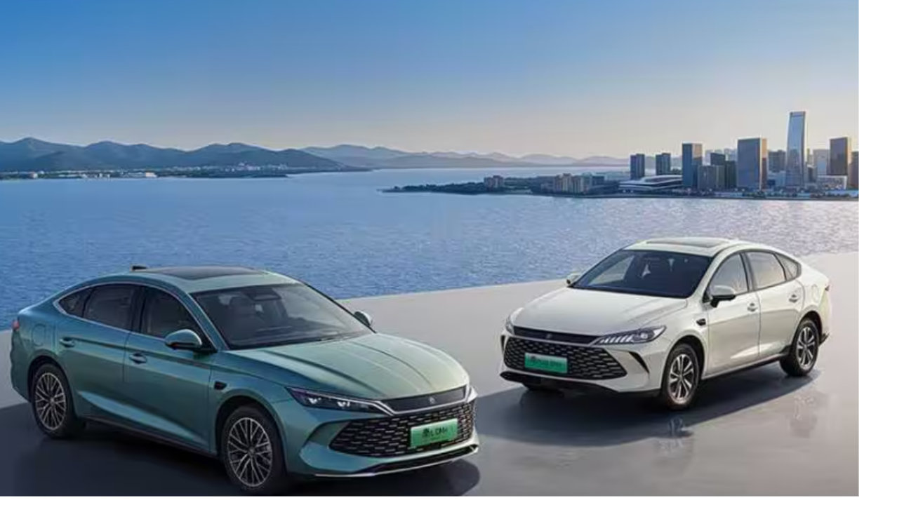 插混电力再加码！比亚迪210km长续航车型上市，改写10万级规则