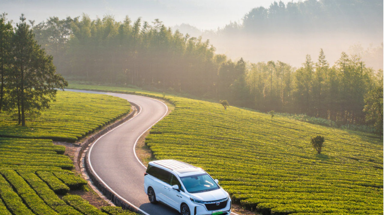 别克GL8发动机烧机油大修后为何再次严重复烧