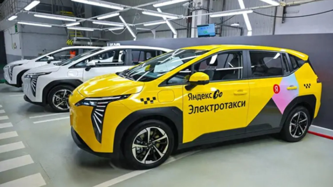 重生之广汽埃安在俄罗斯还做网约车