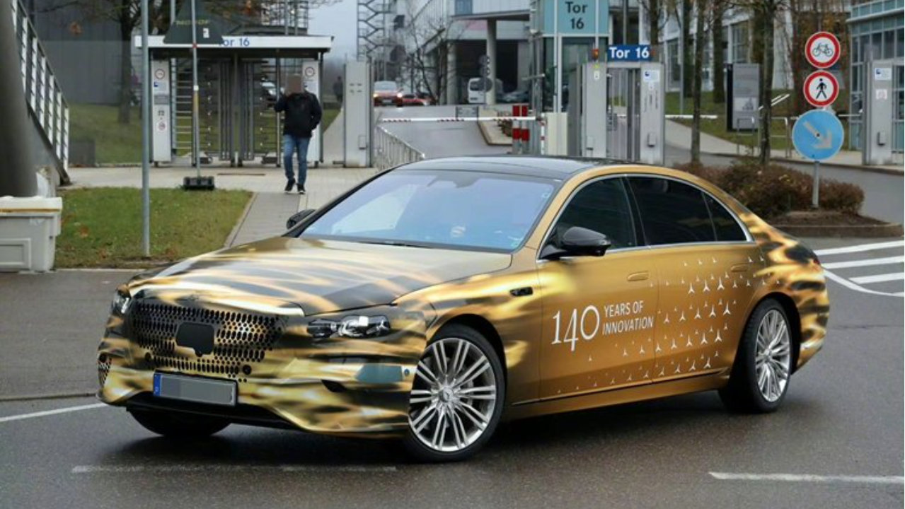 变成大号E级？疑似中期改款奔驰S级谍照曝光