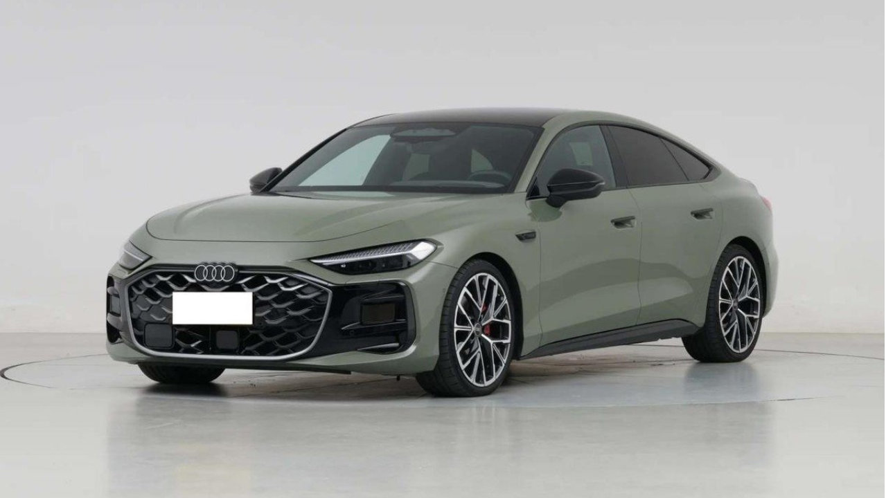 德系中型车间的对决，奥迪A5L Sportback和奔驰C级，谁更胜一筹？