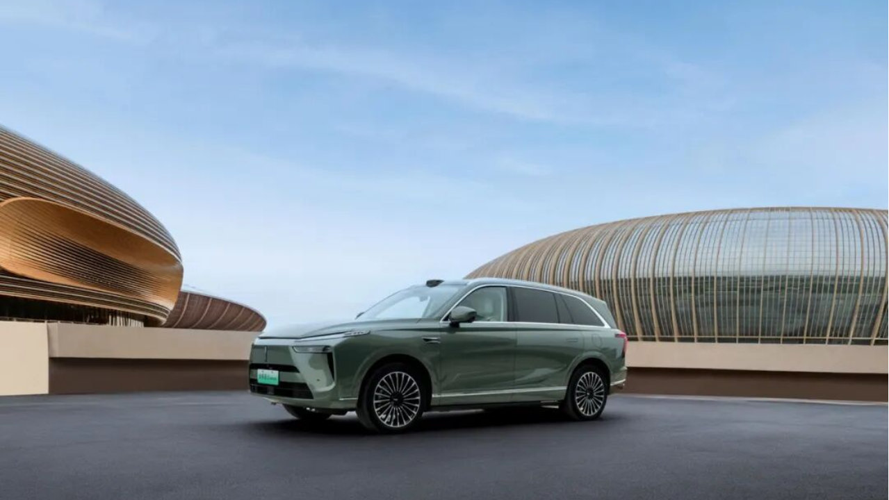 魏牌全新蓝山智能进阶版上市，价格不变，智能进阶