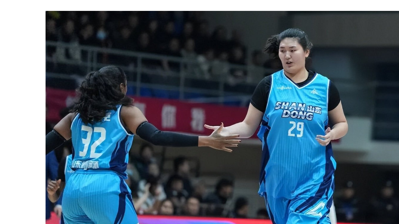 喜忧参半，张子宇首秀15分，但在场输10分正负值最低，能打国家队吗？