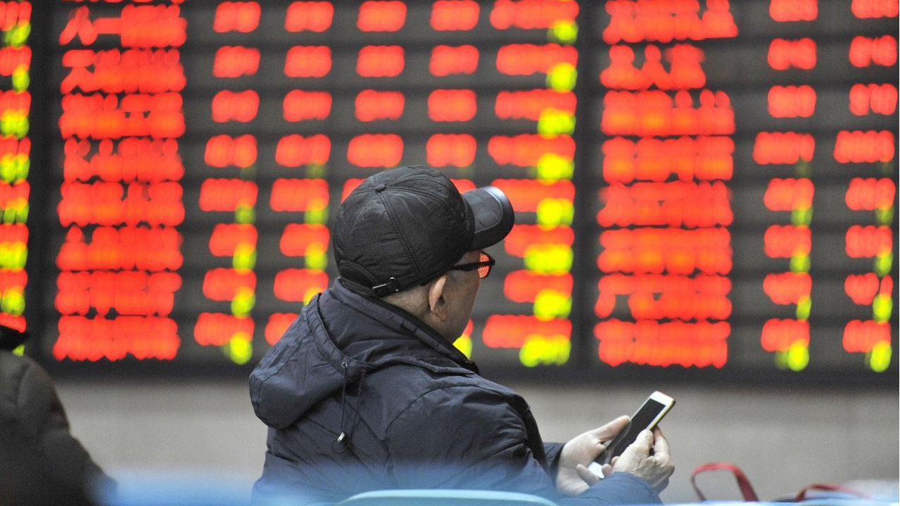 春节将至！持币还是持股？多家券商最新发声