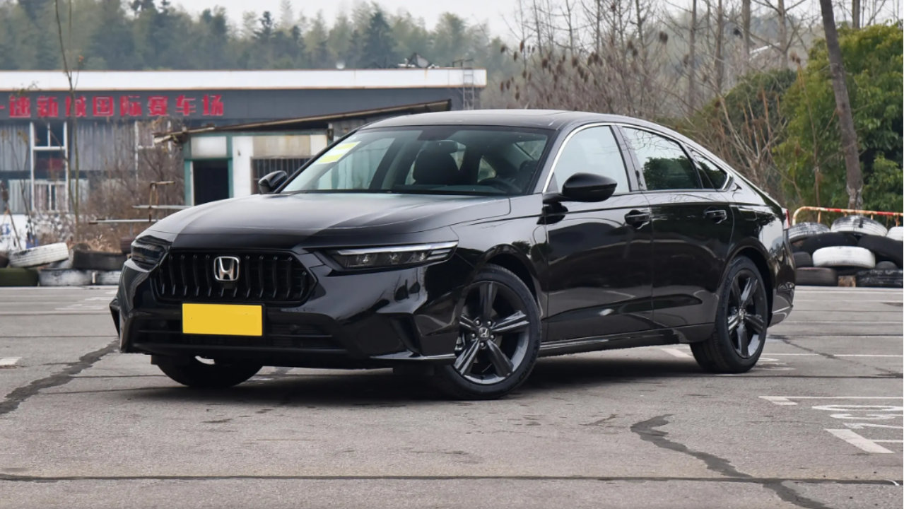 价格战愈演愈烈，本田英仕派10万出头可入手，不用看大众速腾了！