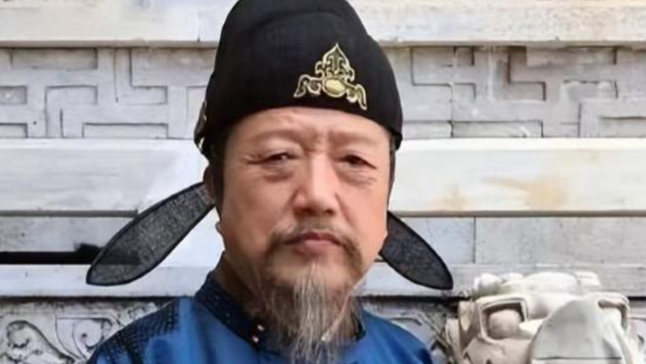 秦焰追悼会现场曝光，与何晴在同一地方，陈佩斯给了他最后的体面