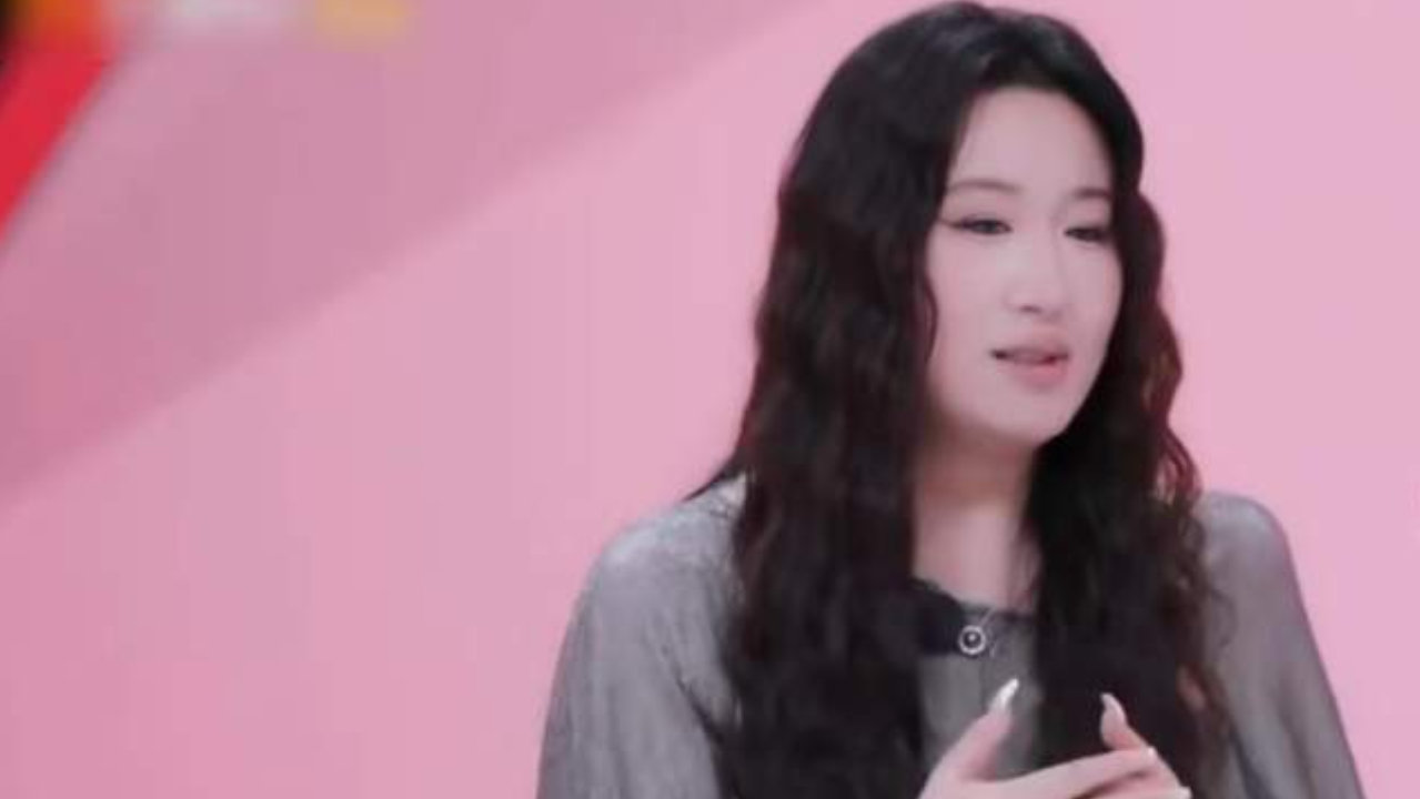张家齐母女相处引热议，锤娜丽莎发长文