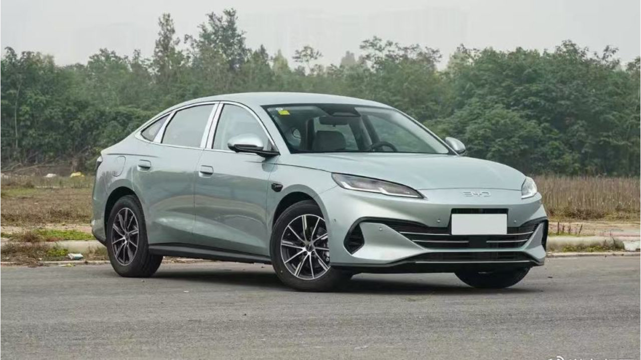 海豹06超享版真香，纯电128km综合续航超2千公里,超美电混中型车