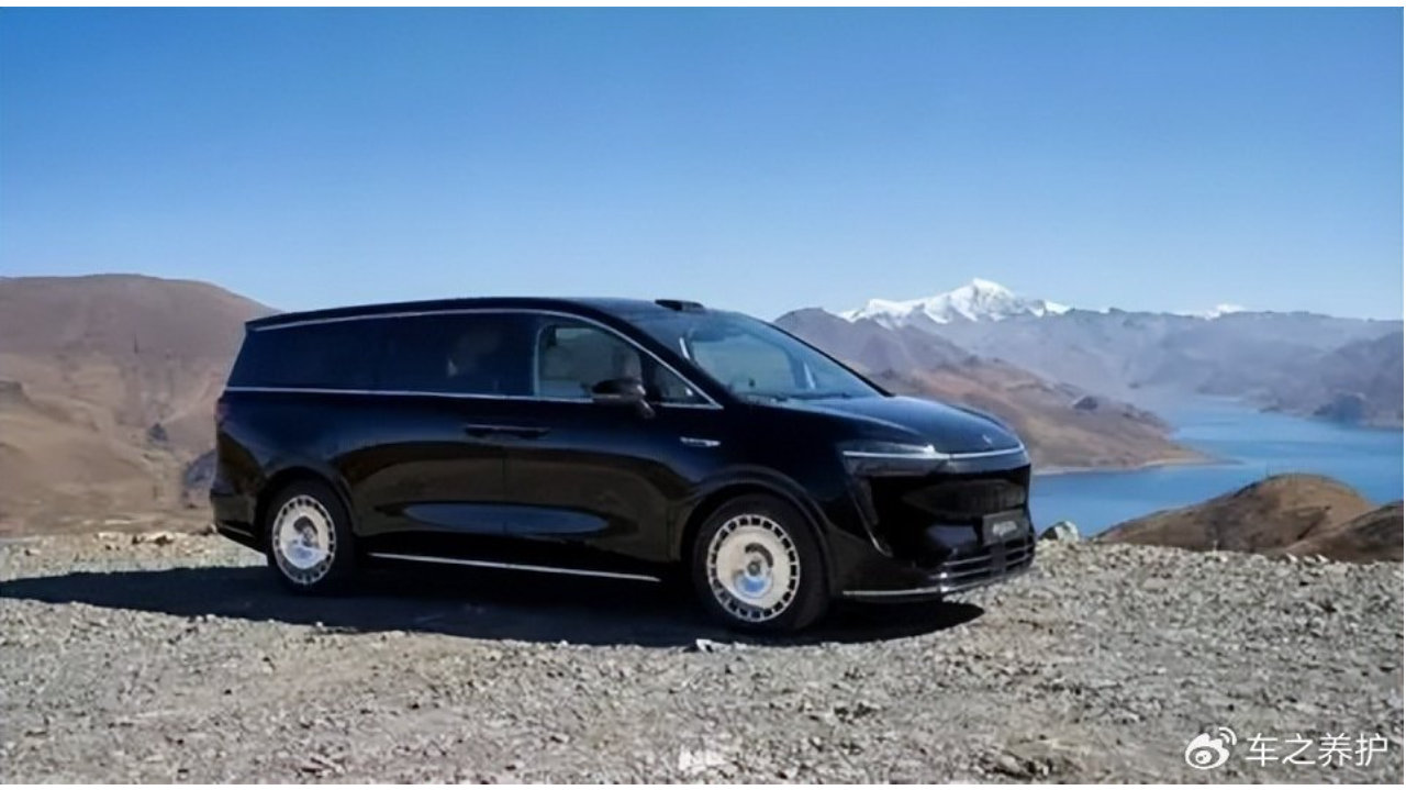 标配冰箱彩电大沙发，鸿蒙智行首款MPV曝光，卖多少钱能火？