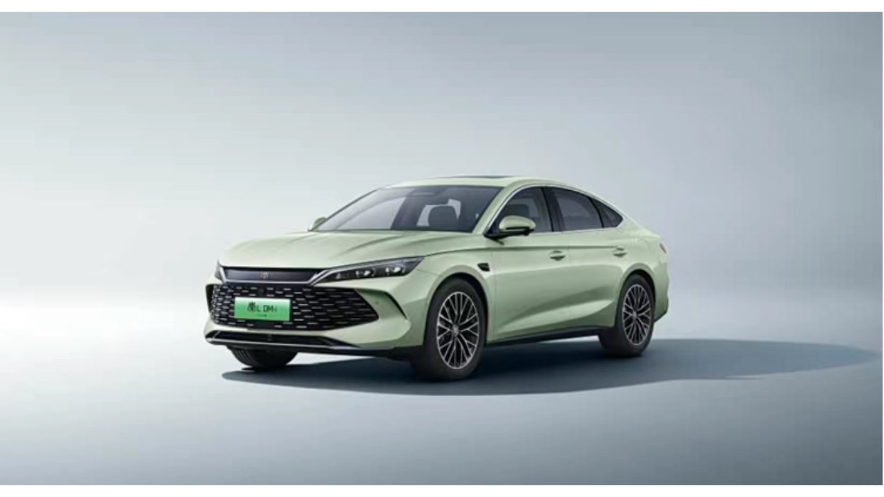 比亚迪推出大电池插混车，价格控制在10万左右，2026刚开年就开卷了？