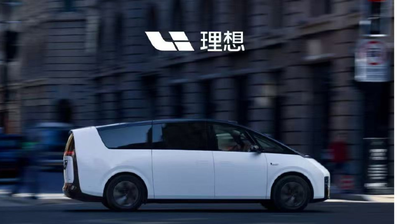 理想MEGA累计交付突破3万台，登顶50万以上高端MPV销量冠军‌