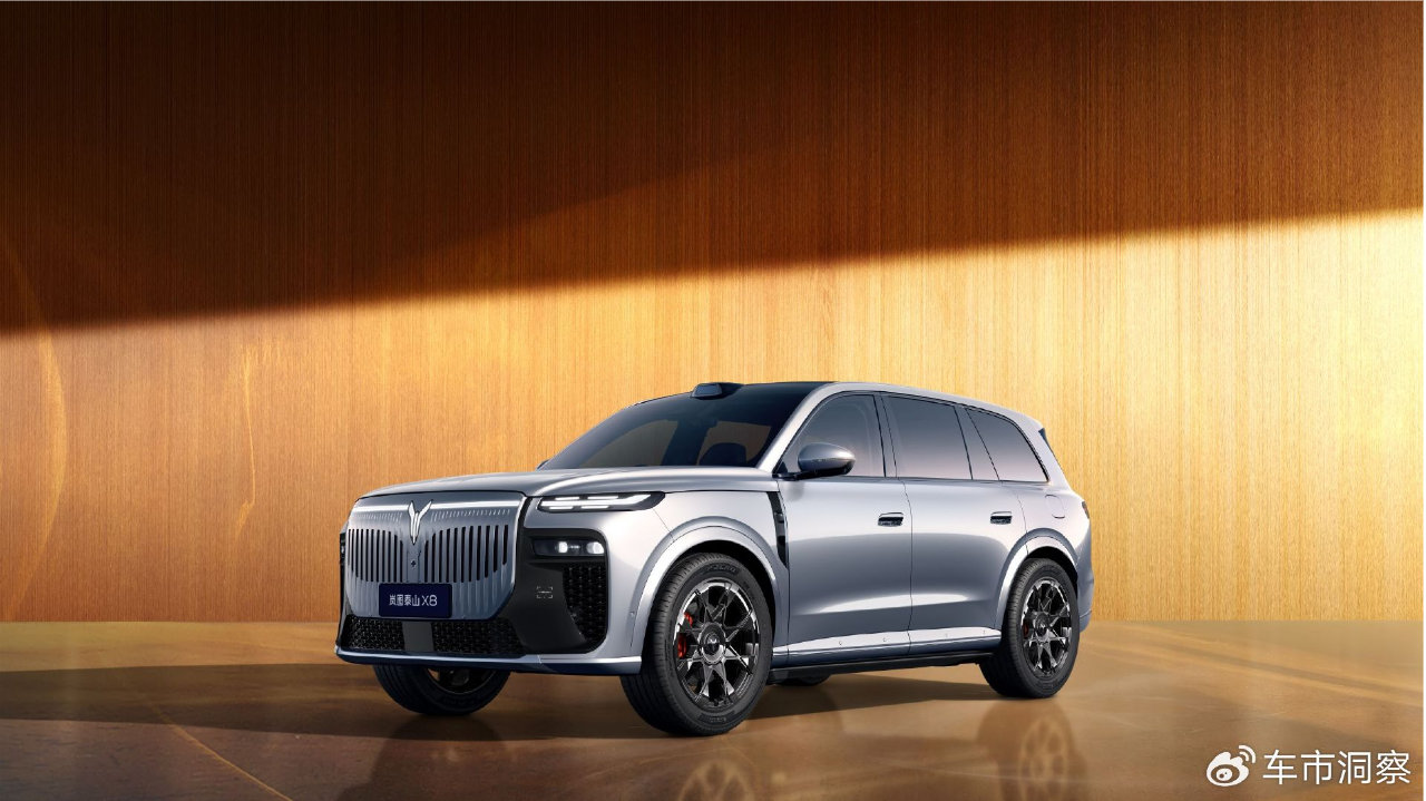 全球量产最高规格896线四激光雷达上车！岚图泰山X8把智驾卷到天花板