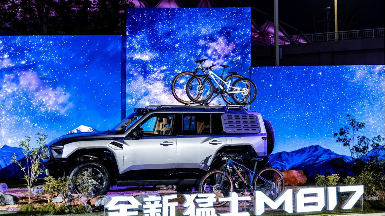 续航最长1450km，动力、智能全升级，全新猛士M817售29.99万起