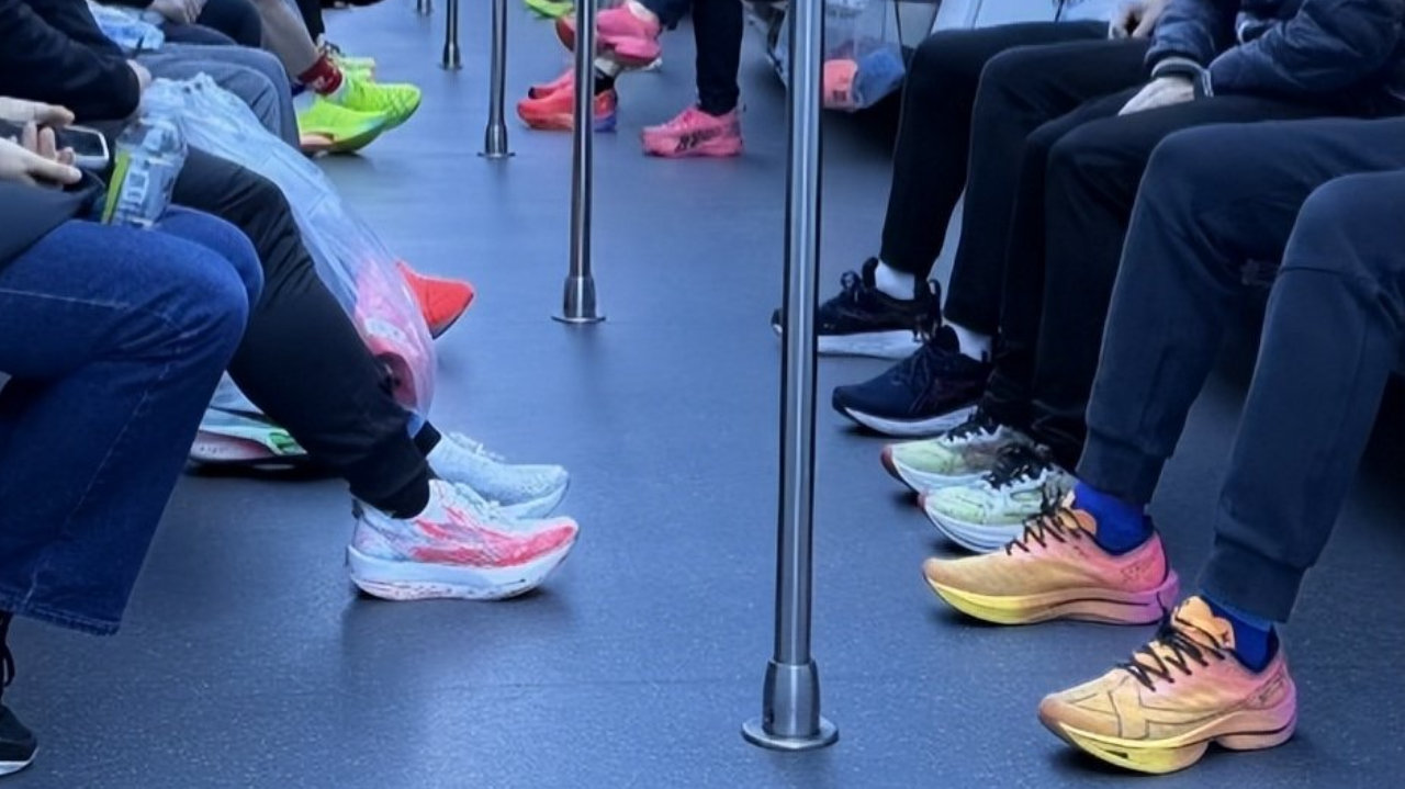 不跑步的人，怎么买跑鞋划算？