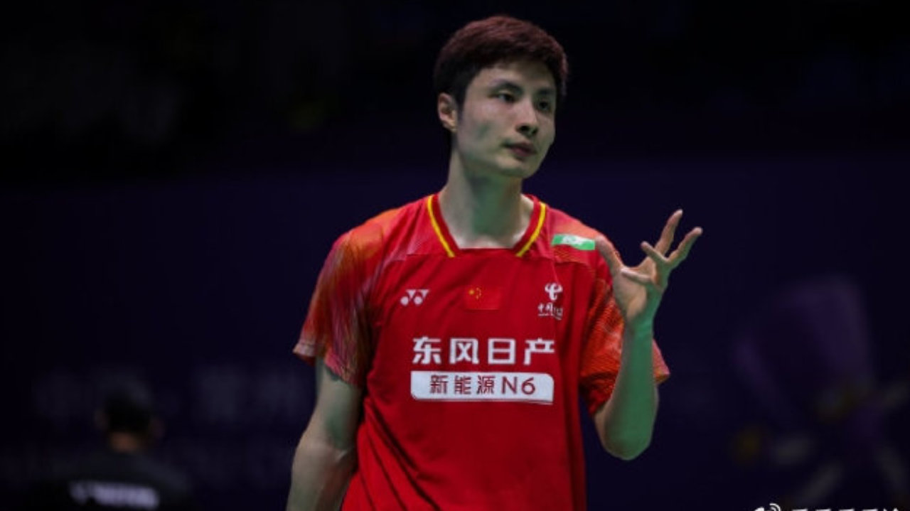 慢热之后强势翻盘!石宇奇苦战三局逆转俞泰彬 慢热之后强势翻盘!石宇奇苦战三局逆转俞泰彬