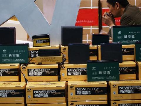 电动车跑不远，能多加一块电池吗？师傅告诉你真实答案！