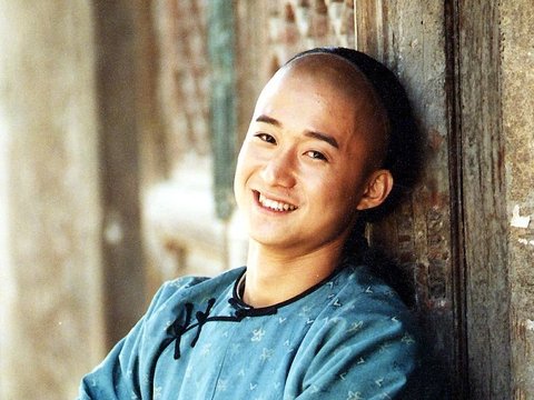 吴京1998年饰演太极宗师杨昱乾，机智仁勇终成一代宗师