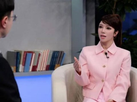 在舞台乘风破浪的维妮娜，说到新疆棉花泪流满面