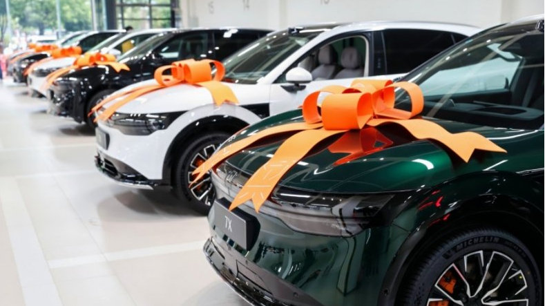 30万元内落地的SUV：智界R7第8，汉兰达位居第3，第一名毫无悬念