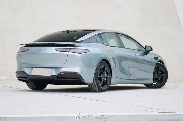 埃安Hyper GT即将预售,轿跑外形帅气,百公里加速4.9秒
