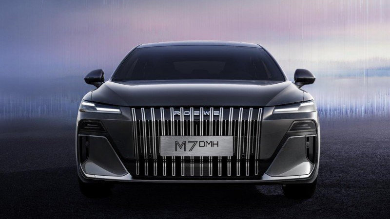 上汽荣威M7 DMH官图发布：东方美学赋能高端混动轿车