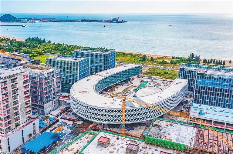深海探测、深海开发……科技之轮从三亚起航！