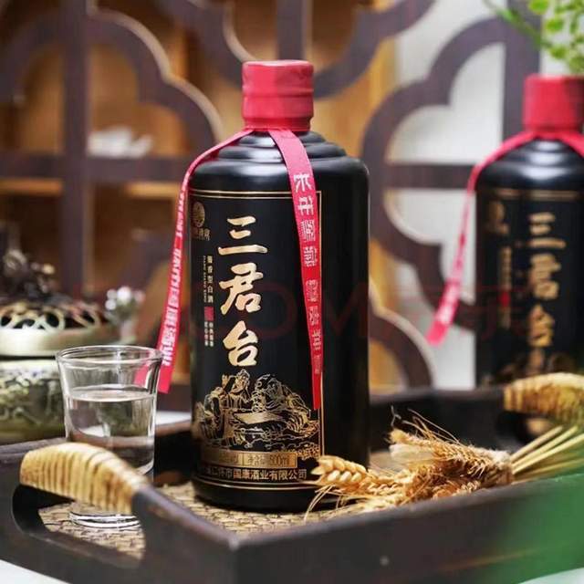 白酒会过期吗？有人说越陈越香对不对，终于有答案了，不妨来看看休闲区蓝鸢梦想 - Www.slyday.coM