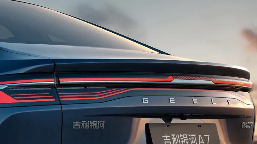 新能源汽车购置税新规：明年买车要花更多钱了？