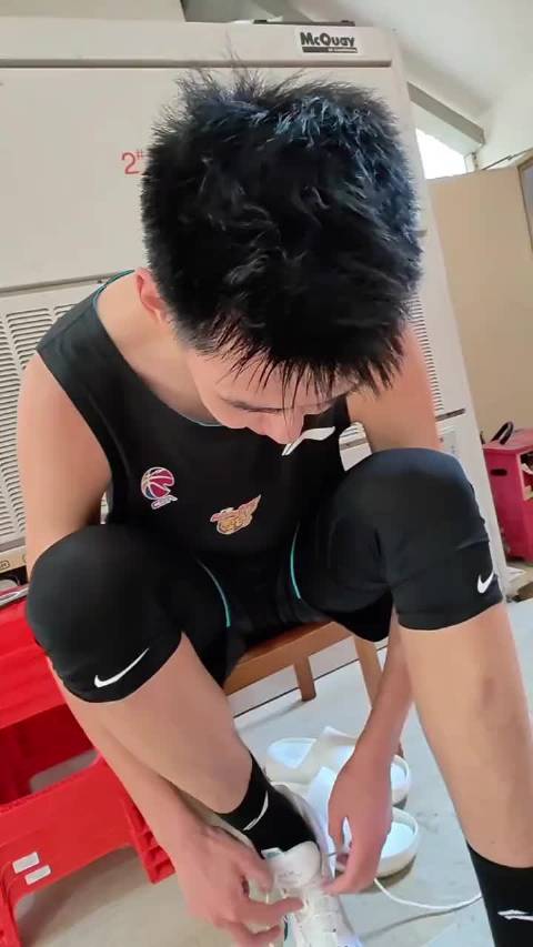 徐昕：王少杰&焦泊乔为徐杰制造空间 杰师傅的篮板落点判断也很好