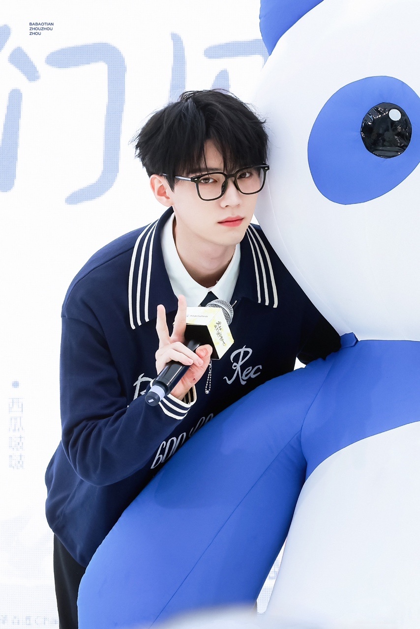 男大8岁的婚姻靠谱吗 和小8岁的人恋爱能长久吗