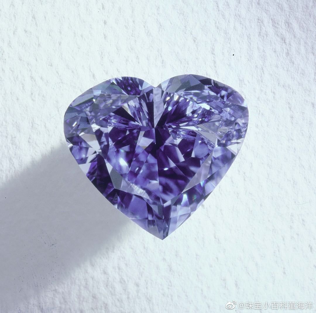 heartofeternity永恒之心是一颗重2764克拉的心形蓝钻