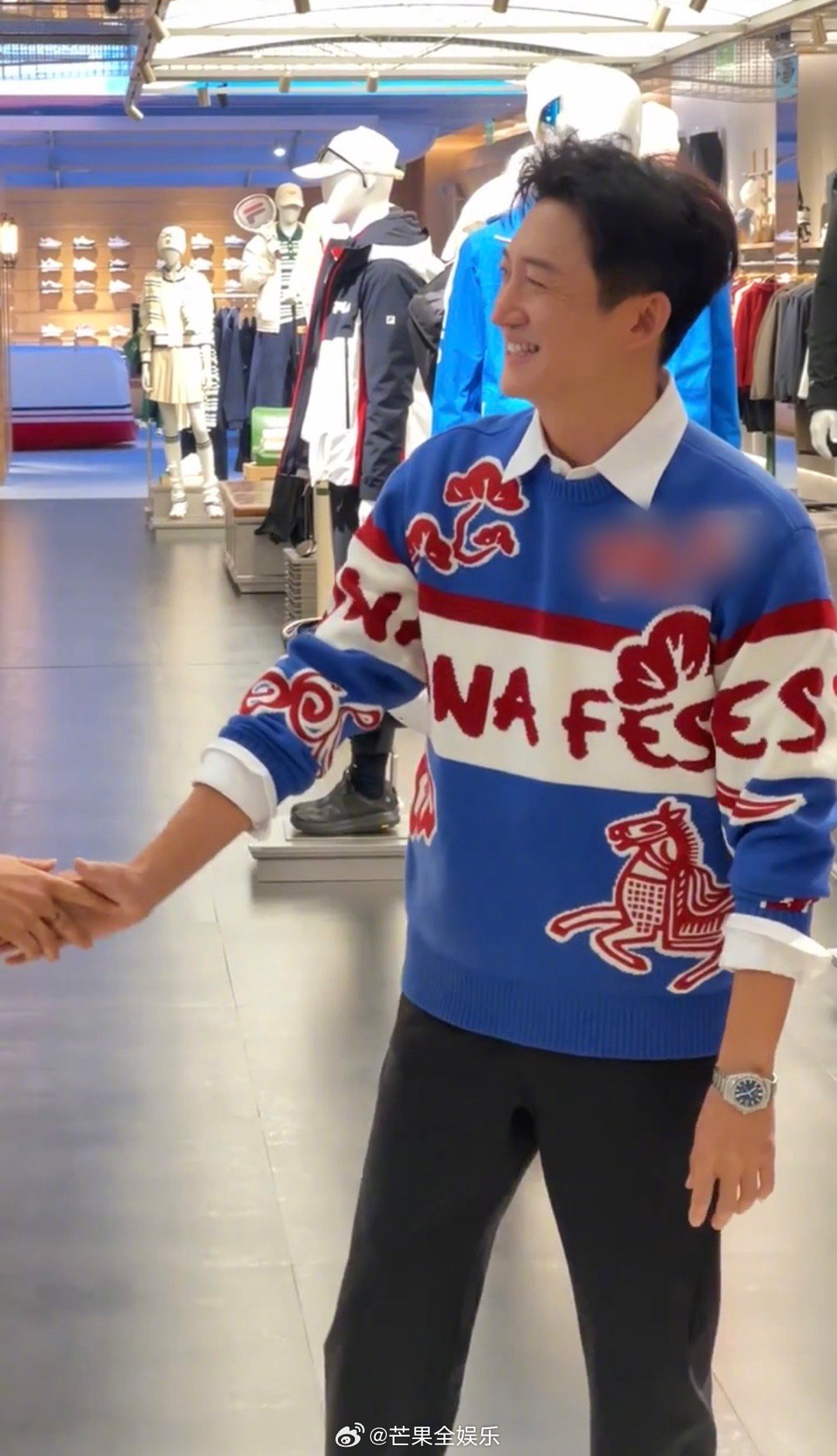 王阳多面魅力获赞，粉丝呼吁保持状态