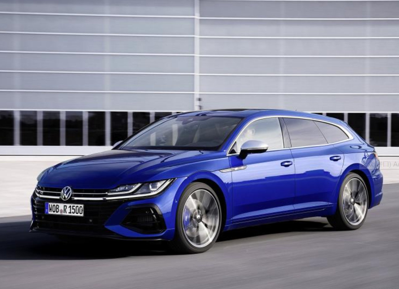 大众英国媒体中心提前泄露一张Arteon R猎装版的官图。相比于普通版