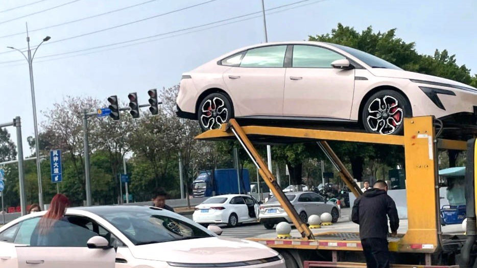 中国排第一的日系车型：8个月销量超16万辆，看似不错，实则很伤