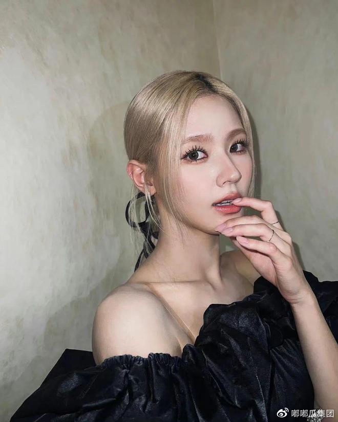 嘟嘟瓜美甲分享：巨好看的春日美甲！照着做美到爆！（美甲款式春天）