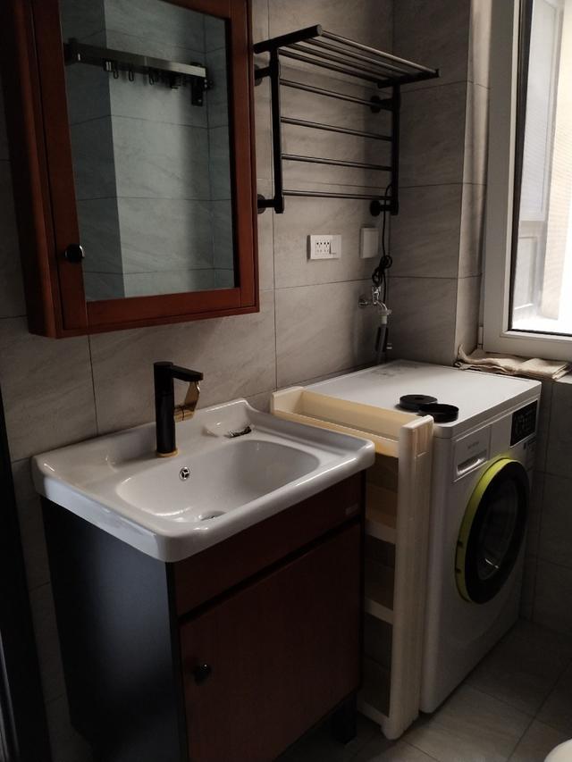 显摆一下6万装修的学区房,实用40平的小两房,橱柜还是全屋定制