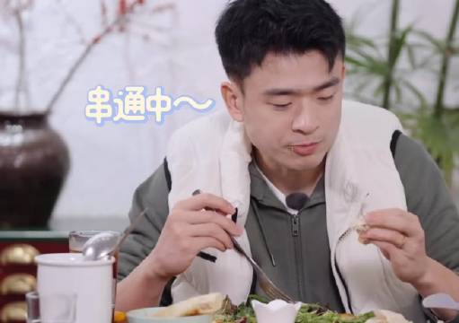 爱登说不给我吃意面！还想让我帮你忽悠妈妈