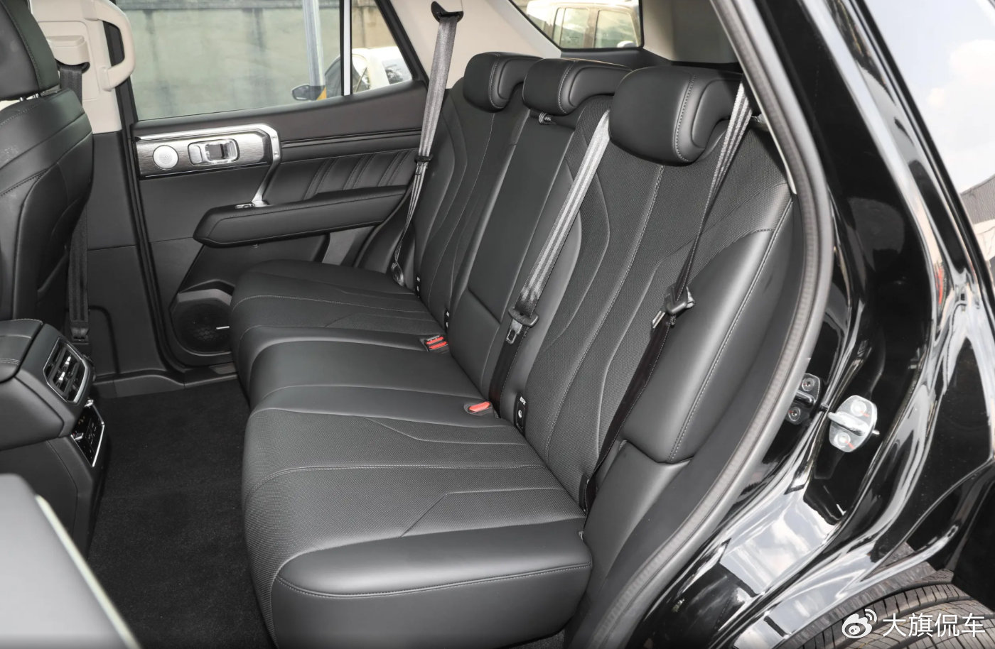 坦克400燃油版车型即将上市:网友猜测22万元-25万元为合理售价区间