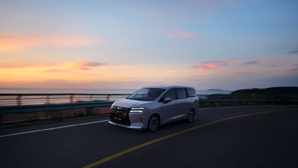 为人民造好车，五菱星光730打造10万级超值家用MPV