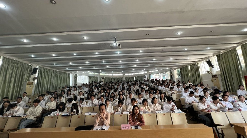 新人入职第一天做什么 pc如何自适应布局