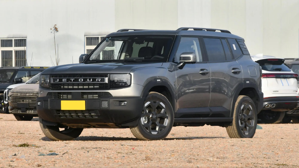 体验捷途自由者：2.0T+8AT+智能四驱，还配两把锁+蠕行模式