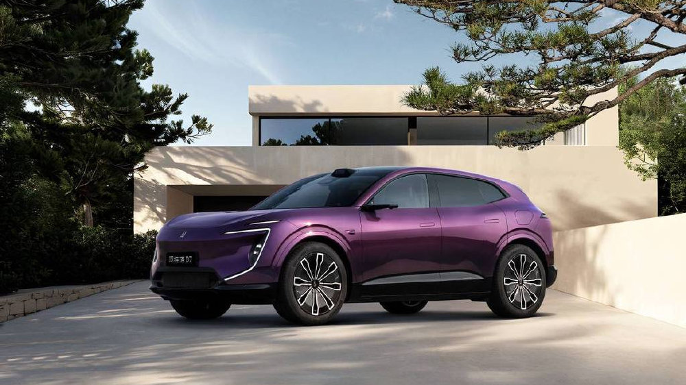 20万出头入手华为智驾中型SUV 阿维塔07与问界M5怎么选？