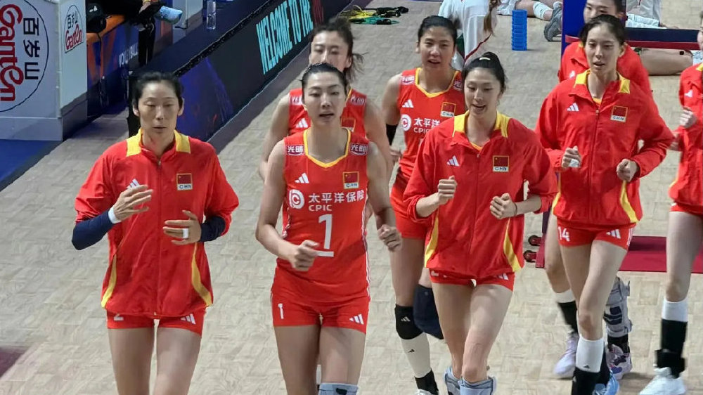 女排巴黎赛替补崛起，2 人主力在望，3 人竞争新人，2 老将或隐退！